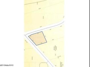 12648 Lorraine Rd, Biloxi, MS 39532