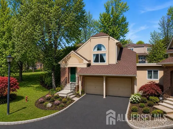 15 Kingsland Cir, South Brunswick, NJ 08852