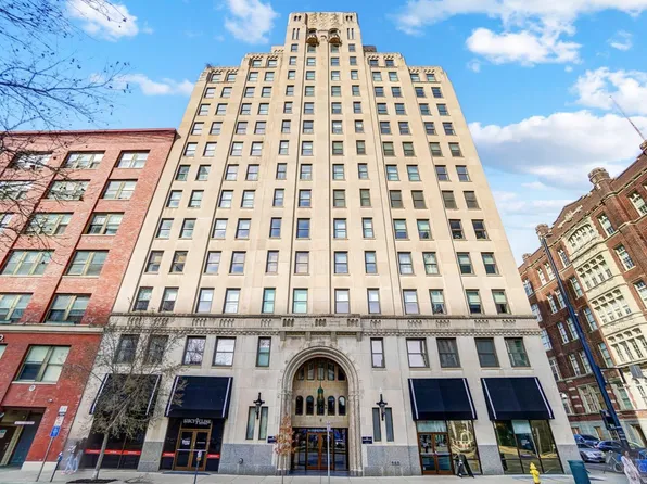 30 E Central Pkwy APT 302, Cincinnati, OH 45202
