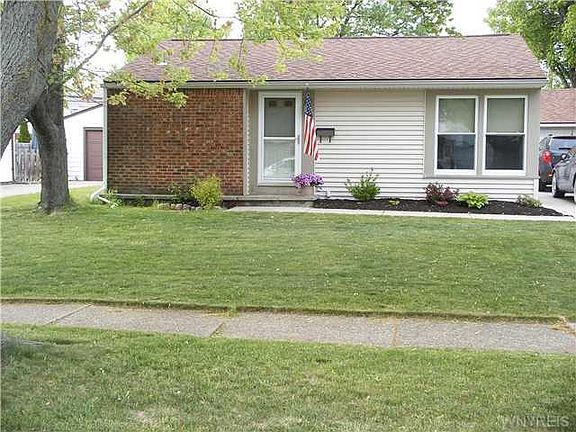 2nd image of 464 Harrison Ave