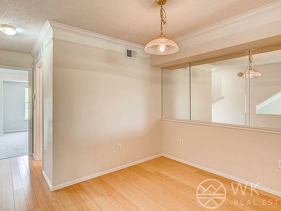 3rd image of 1832 Mallard Dr
