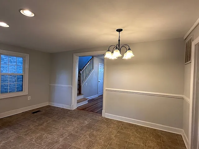 161 W Main St — Photo 16