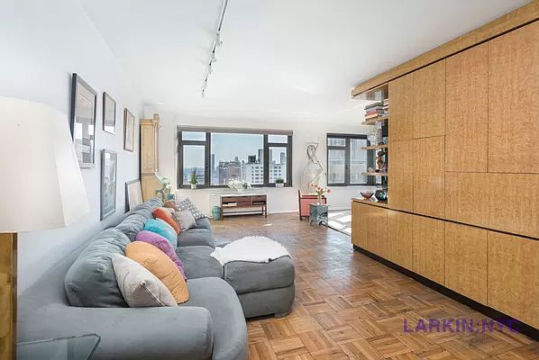 1st image of 160 E 65th St APT 32B