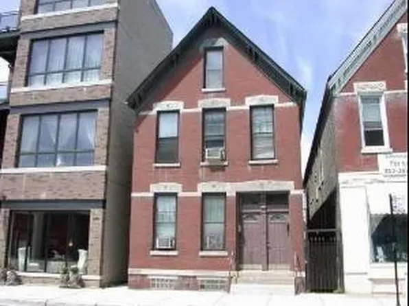 1918 N Damen Ave, Chicago, IL 60647