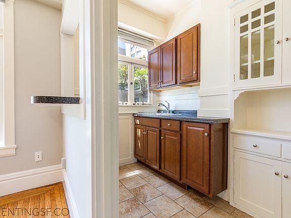 2nd image of 892 Bush St #207