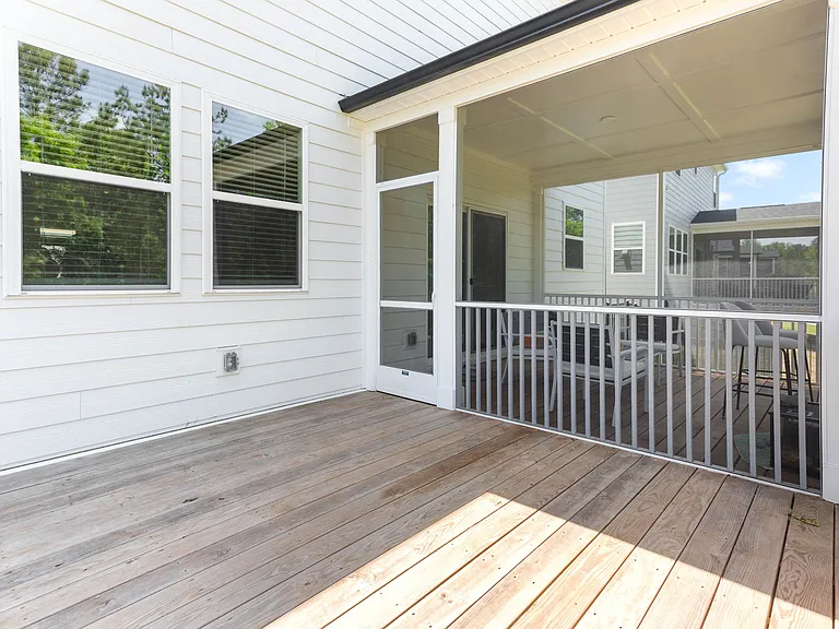 1537 Underbrush Dr — Photo 24