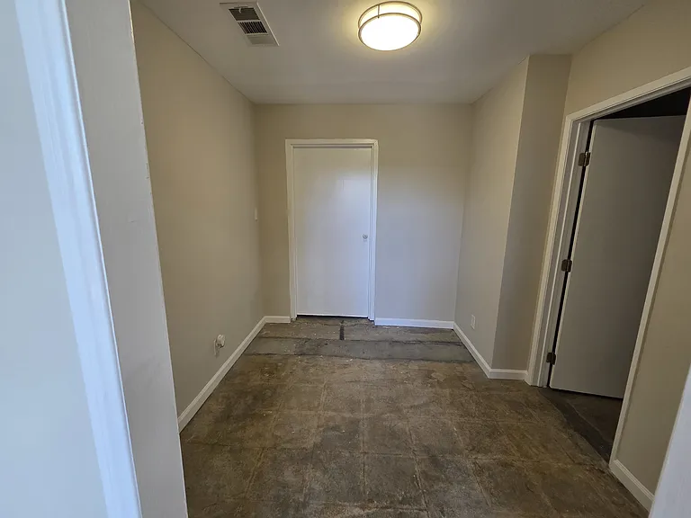5265 Fountain Ave #103 — Photo 3