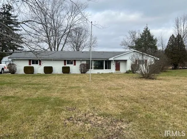 2738 W Harreld Rd, Marion, IN 46952