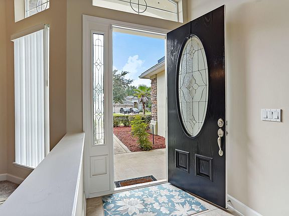 4th image of 6319 Green Myrtle Dr