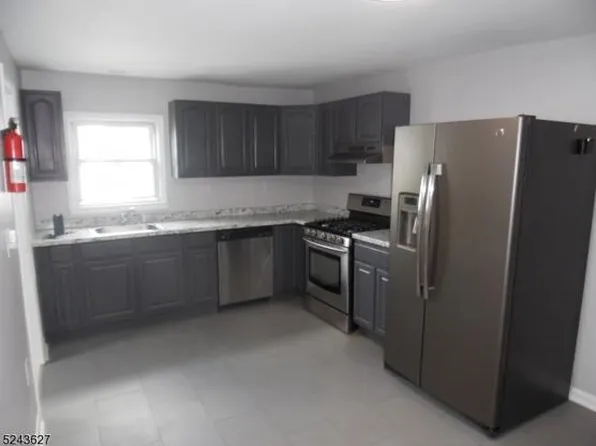 28 Watchung Ave, Belleville, NJ 07109
