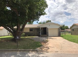 105 NE Dunlop St, Lawton, OK 73507