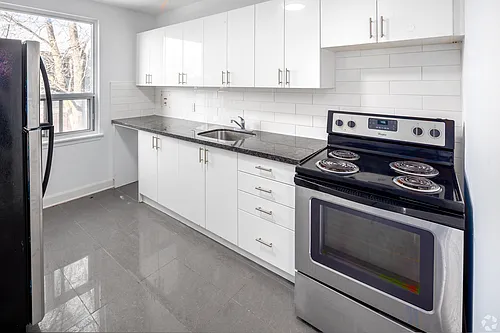 2 Greentree Ct Photo 1
