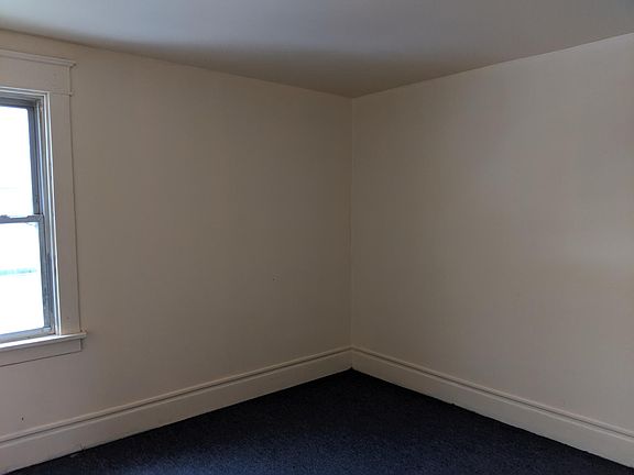 3rd image of 575 Minnesota Ave