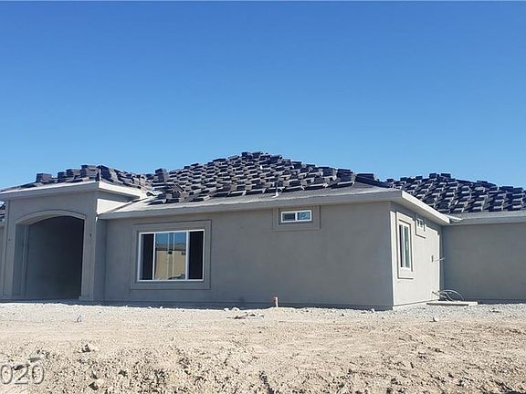 2nd image of 4681 Parkwood Dr