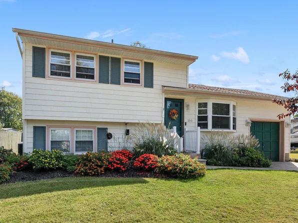 100 Old Mill Dr, Cape May, NJ 08204