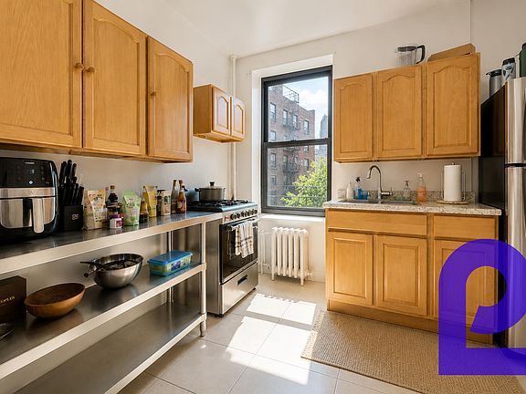 4th image of 44 Downing St APT 3D