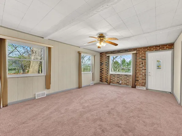 3561 South 31st STREET, Greenfield, WI 53221