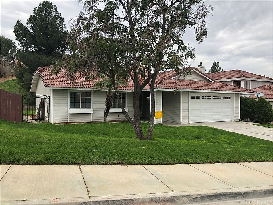 1st image of 4157 Sandpiper Dr