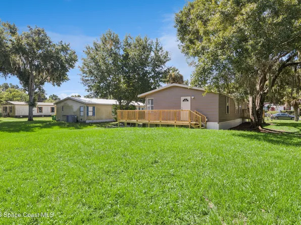 5038 Cambridge Dr, Mims, FL 32754