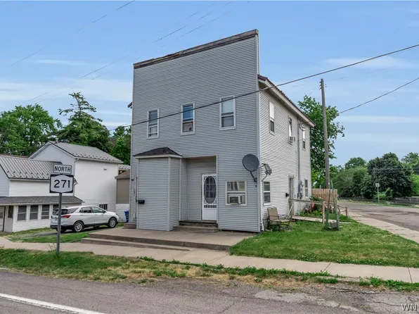 2 N Main St, Middleport, NY 14105
