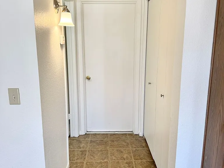 6319 W Townley Ave — Photo 14