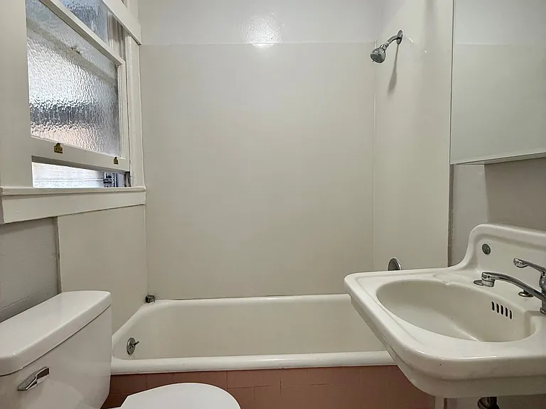 542 Mason Street — Photo 7