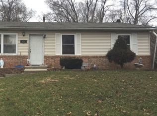 404 Judith Dr, Island Lake, IL 60042