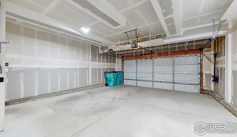2527 Sunbury Ln — Photo 3