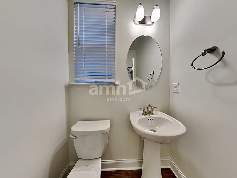 124 Rivulet Dr — Photo 8