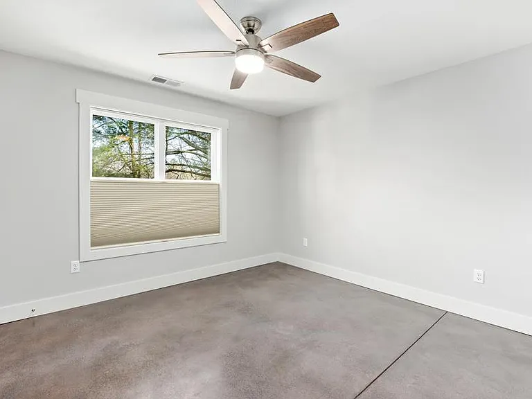 35A Lilac St — Photo 8