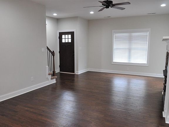 3rd image of 506 Cornerstone St