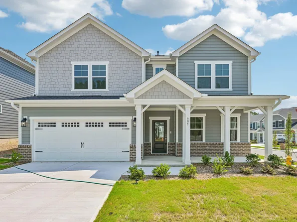 685 Sun Meadow Dr, Wake Forest, NC 27587