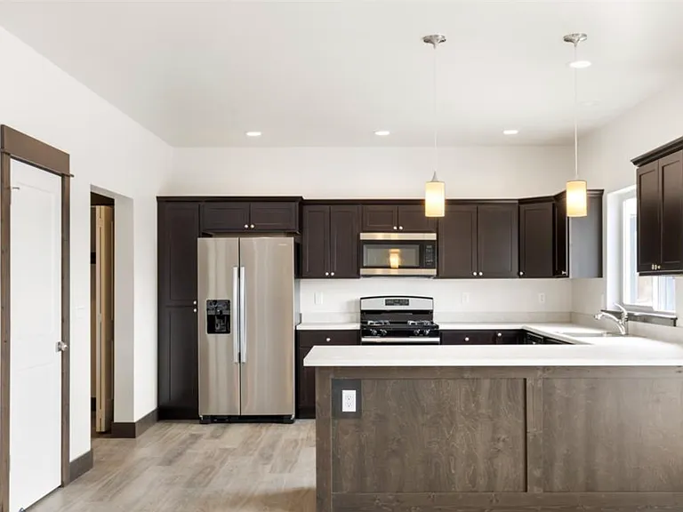 2100 Windjammer Way #A — Photo 3