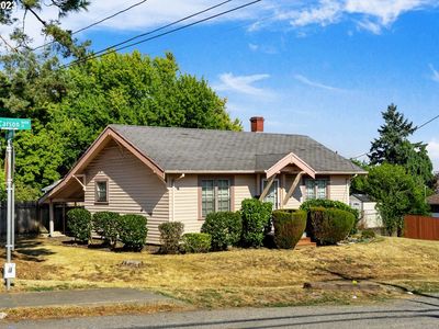 435 SW Carson St, Portland, OR, 97219