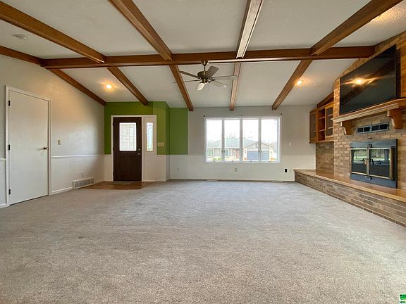 4th image of 540 Park Ct