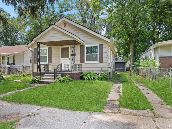 23385 Powell Ave, Hazel Park, MI 48030