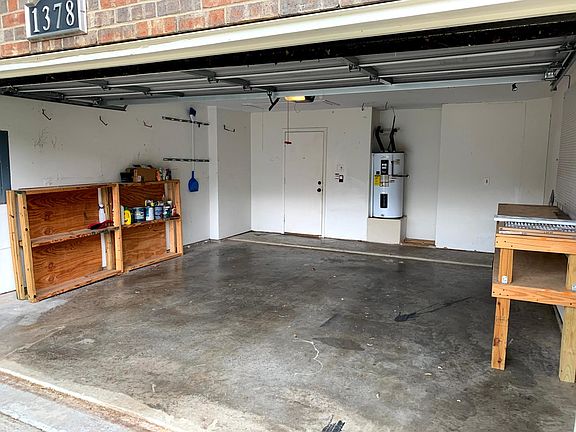 2nd image of 1378 Mimosa Ln