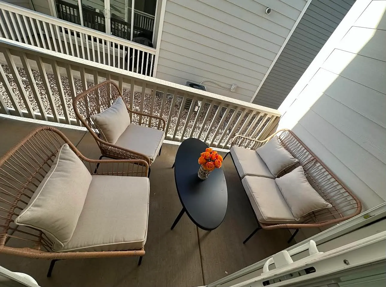 3 bed, 2.5 bath, 1540 sqft, $2,700 — Photo 2