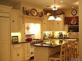 1st image of 31 Florence Ave