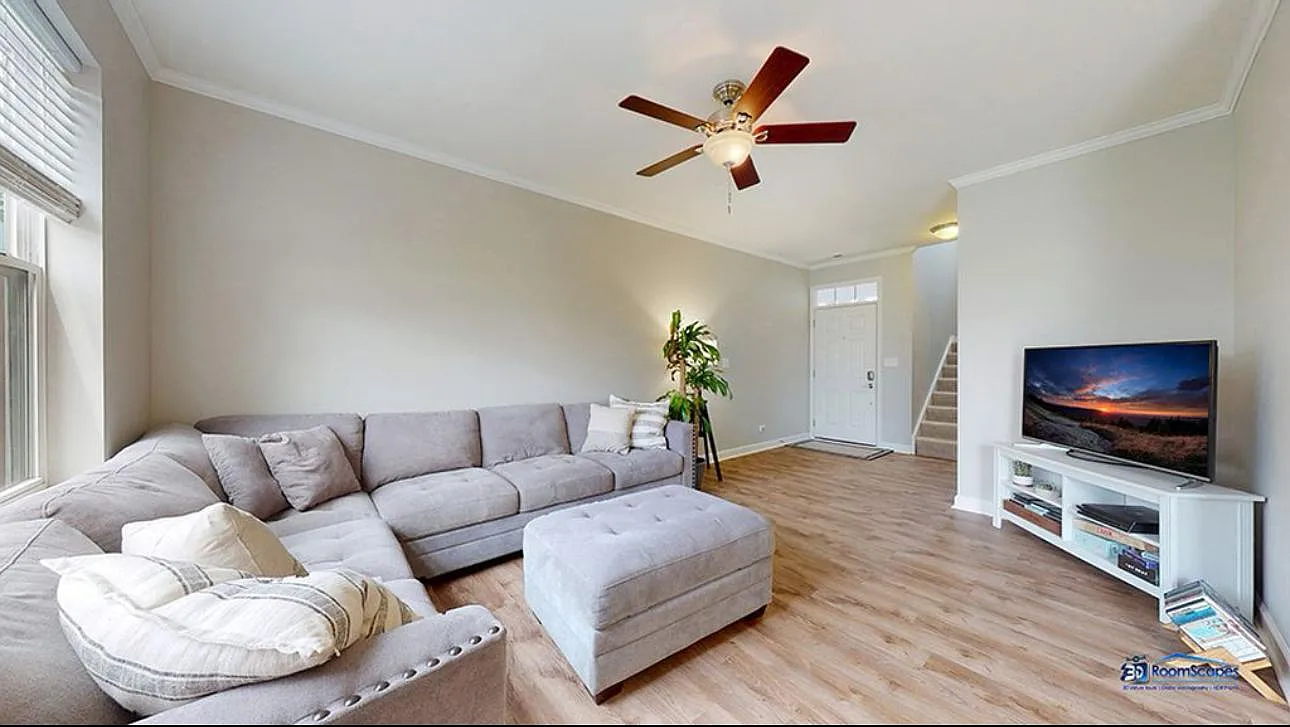 434 Azalea St — Photo 3