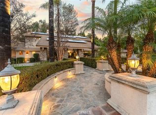 1457 Crestview Rd, Redlands, CA 92374