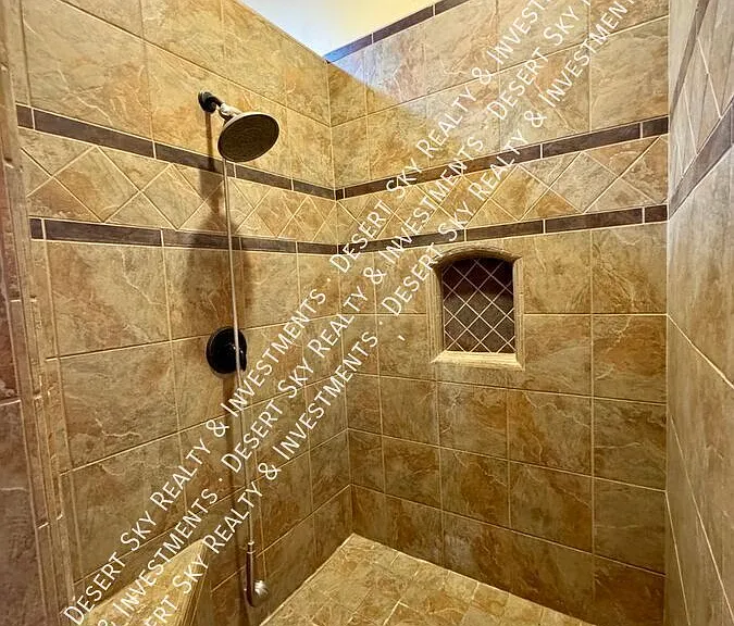 4328 Calle Amarilla — Photo 16