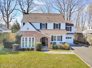 46 Terrace Ave, Riverside, CT 06878