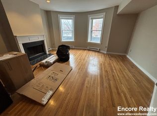 1745 Washington St #1, Boston, MA 02118