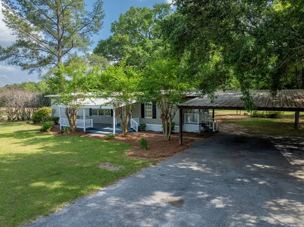 168 Chapman St, Norman Park, GA 31771