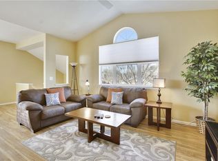 2051 Grays Peak Dr UNIT 201, Loveland, CO 80538