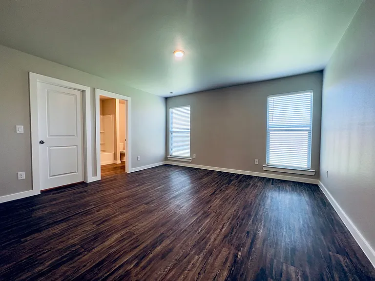 2132 Kirksey Ave — Photo 11