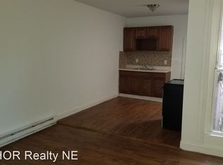 719 N Preston St, Philadelphia, PA 19104