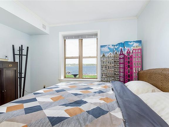 5th image of 1180 Narragansett Blvd APT E4