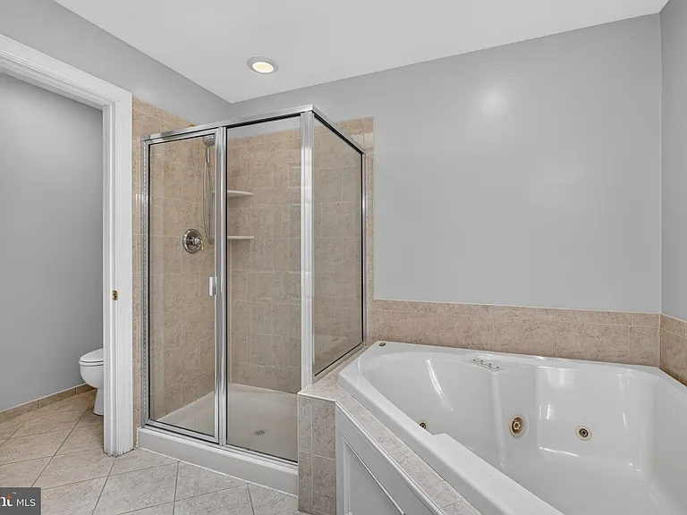 16 Oak Leaf Ln — Photo 45